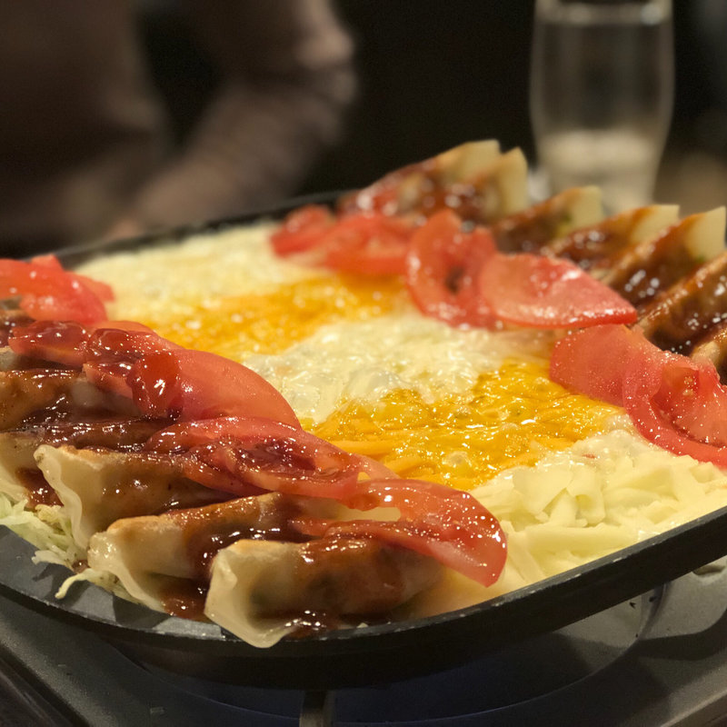 BBQ餃子フォンデュ(神田餃子居酒屋WARASHIBE GYOZA)