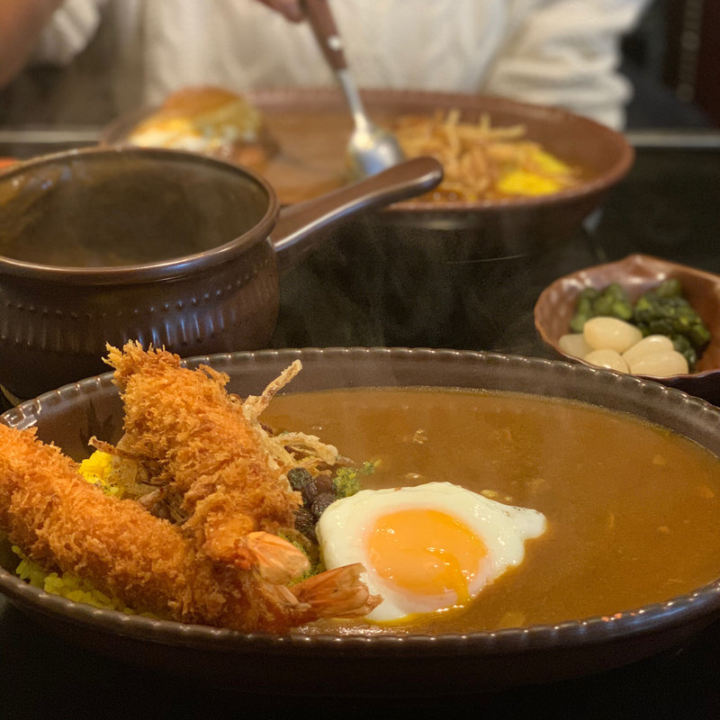 エビフライカレー(ビストロ喜楽亭)