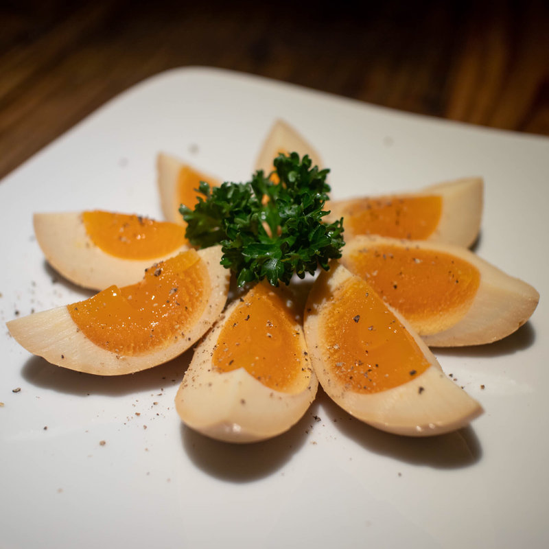 燻製半熟玉子(燻製＆ワイン酒場 燻煙Smoke Dining 新宿東口店)