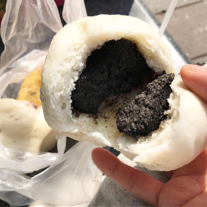 黒胡麻包(光復市場素食包子店)