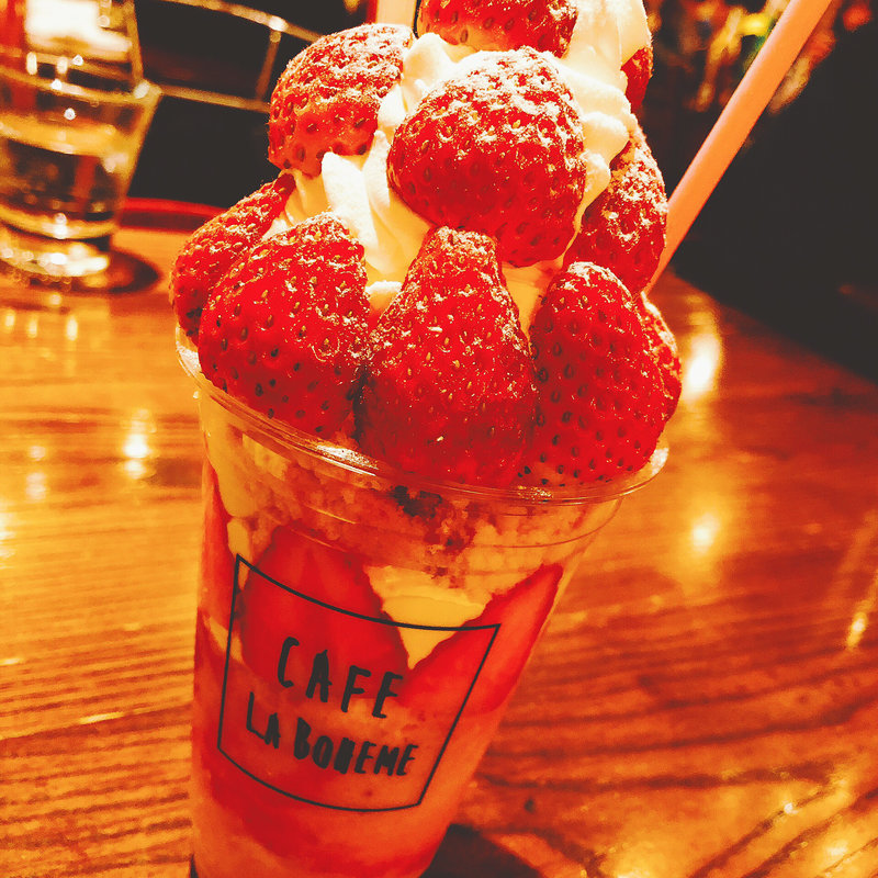 いちごボンボンパフェ(カフェ ラ・ボエム 渋谷 （Cafe La Boheme）)