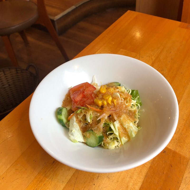 サラダ(カプリシオ)