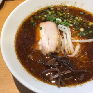 黒マー油麺(博多ラーメン ばりきや 狸小路店)