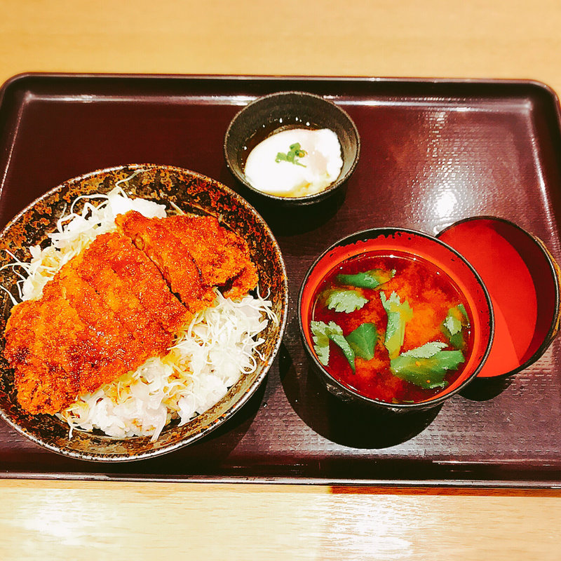 ソースカツ丼(牛カツ専門店 京都勝牛 広島駅前)