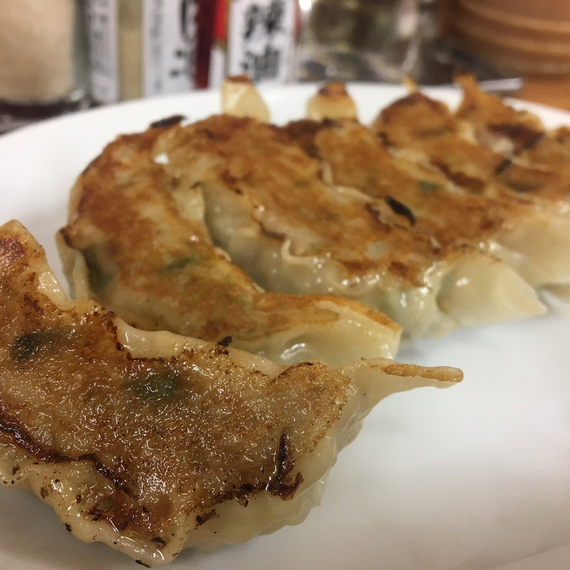 自家製餃子（6個入）(もん吉 深江店)