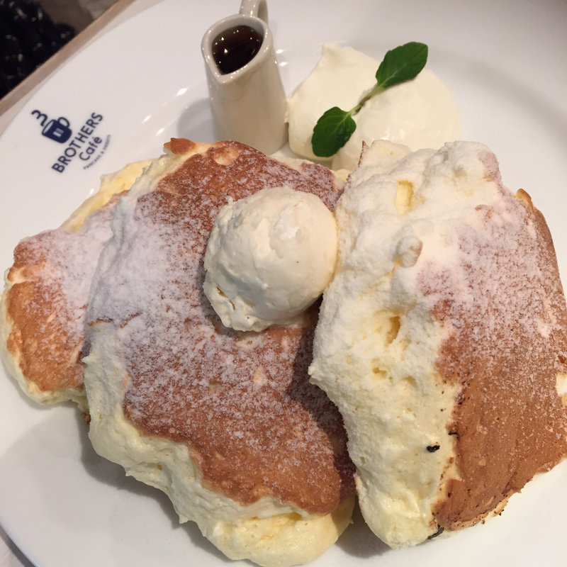 スフレパンケーキ(ブラザーズカフェ梅田オーパ店 )