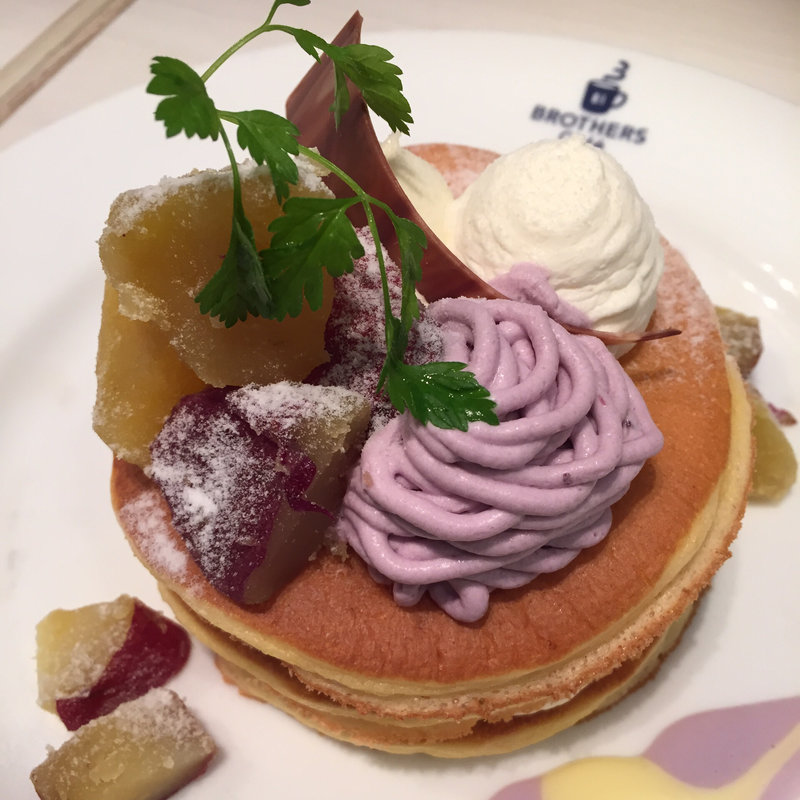 さつまいものパンケーキ(ブラザーズカフェ梅田オーパ店 )