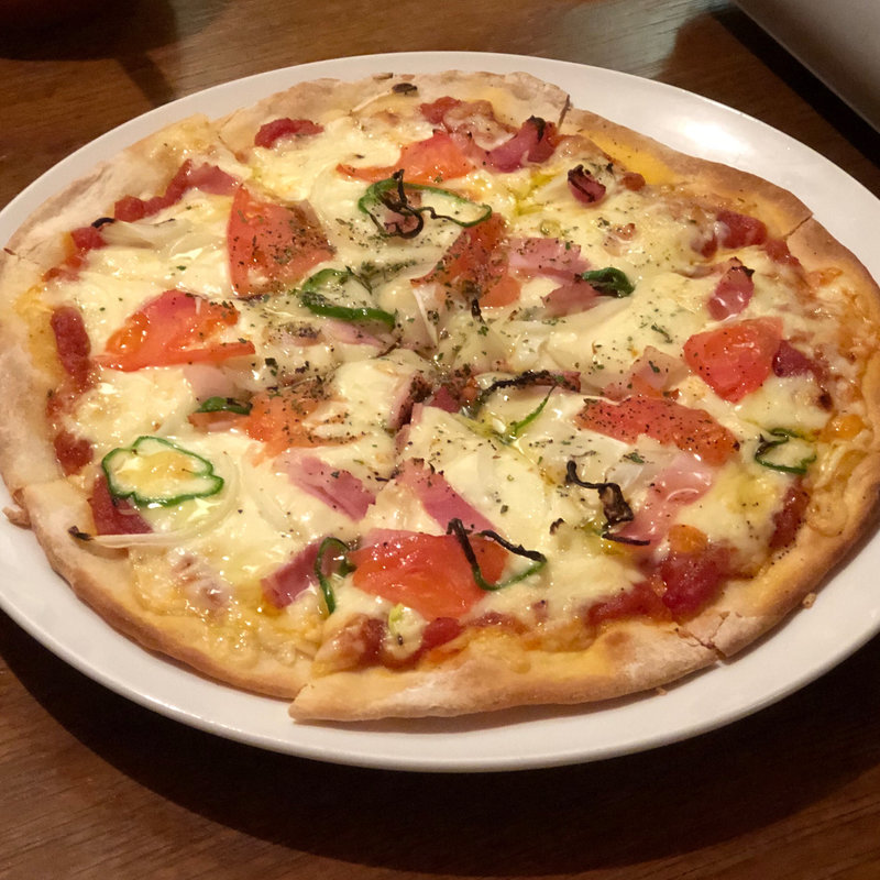 ミックスピザ(縁と （ENT）)