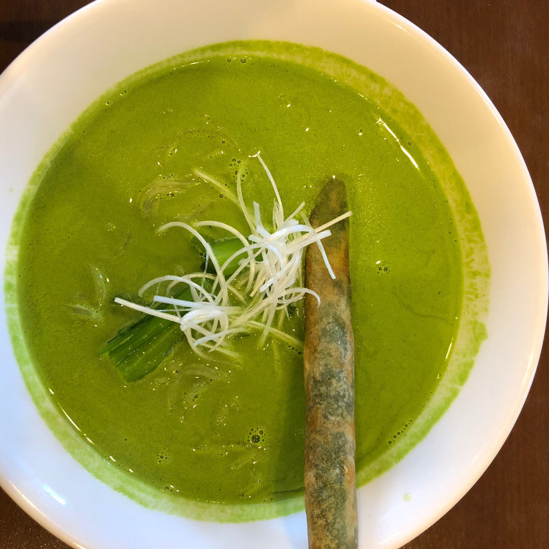 小松菜ｸﾘｰﾐｰﾗｰﾒﾝ(ひろや)