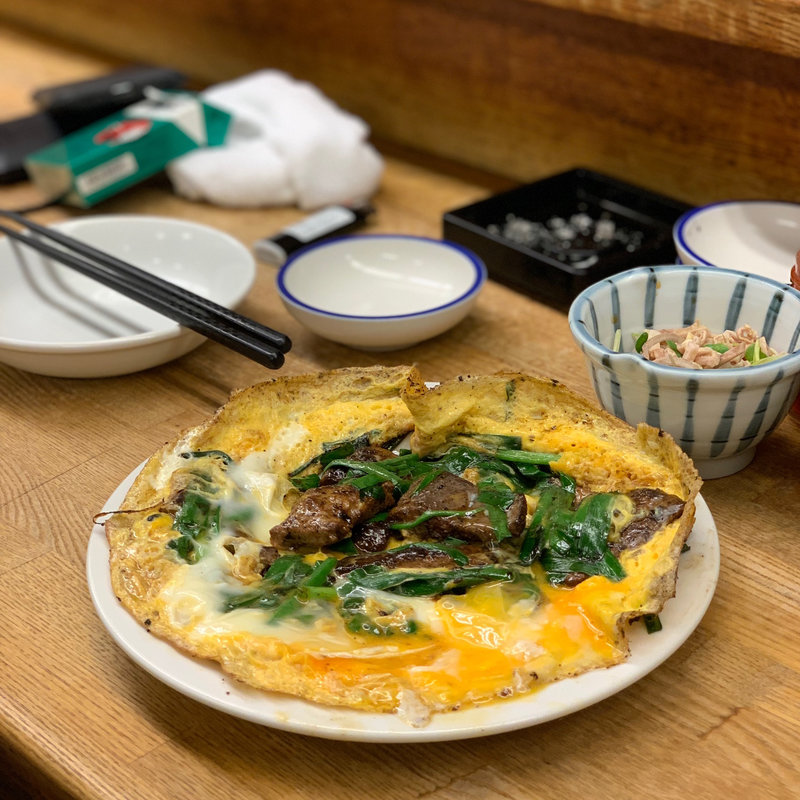 レバニラ卵とじ(宝雲亭 中洲本店)