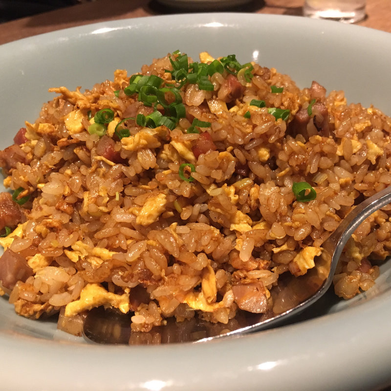 黒炒飯(大陸バル 隆麺)