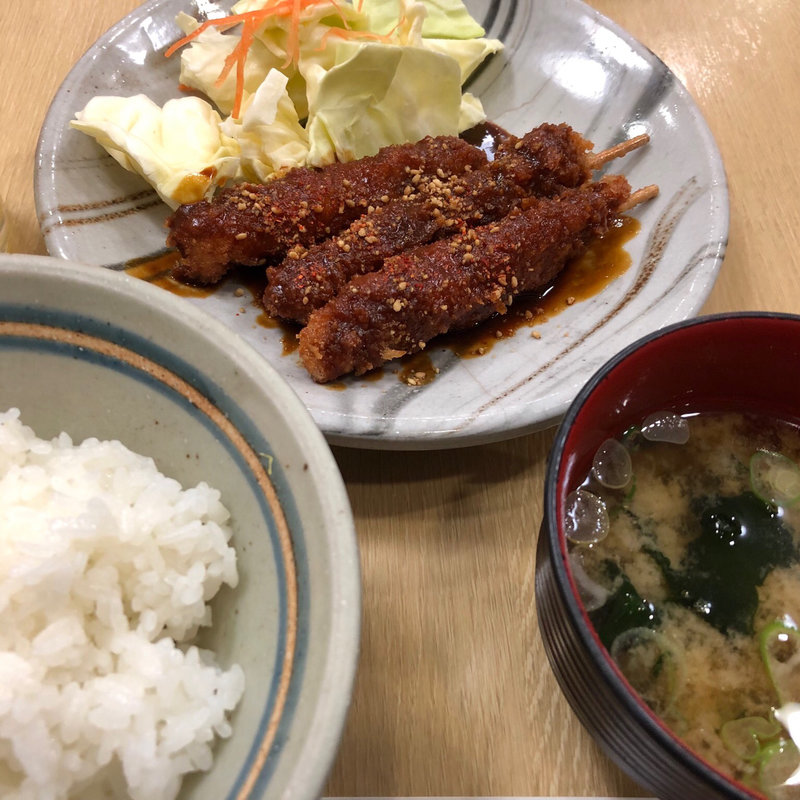 ヒレ串カツ定食(矢場とん エスカ店)