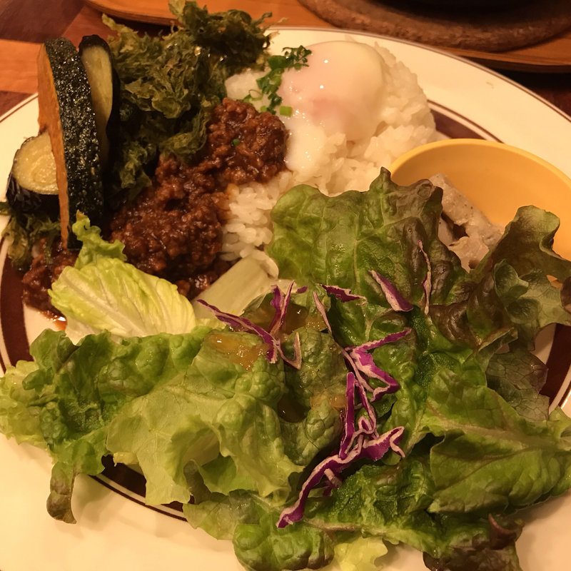 肉みそのり玉プレート(喫茶ゾウメシ)