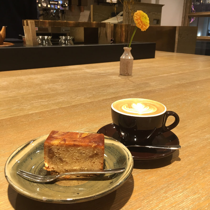 カフェラテ(古美珈琲 （COBI COFFEE）)