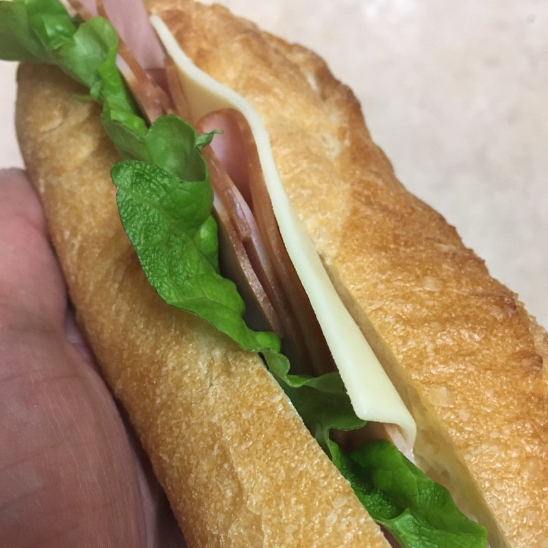 石窯パリジャンサンド【ハム＆チーズ】(ファミリーマート 札幌南２条西４丁目店)