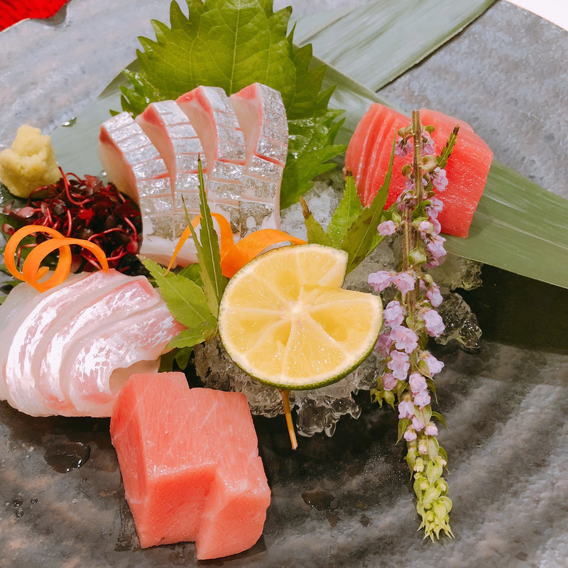 お造り盛り合わせ(銀杏)