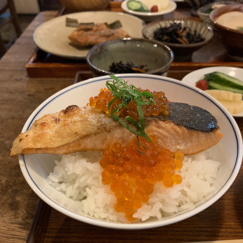 (しゃけ小島 本店)