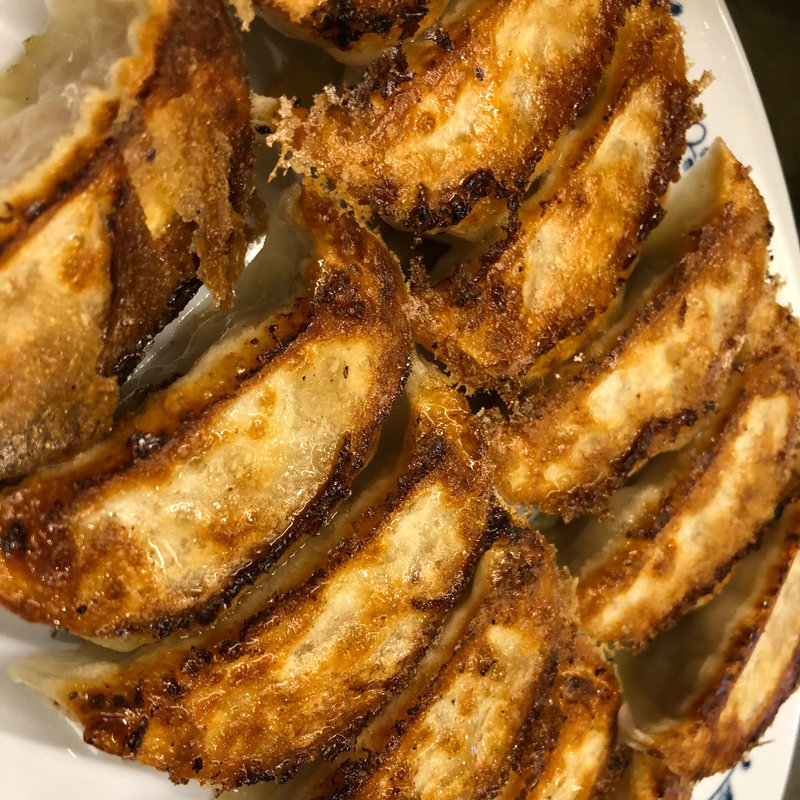 焼き餃子(餃子王西中島店)