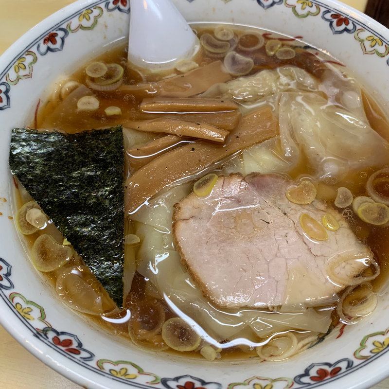 わんたん麺(荻窪中華そば春木屋 荻窪本店)