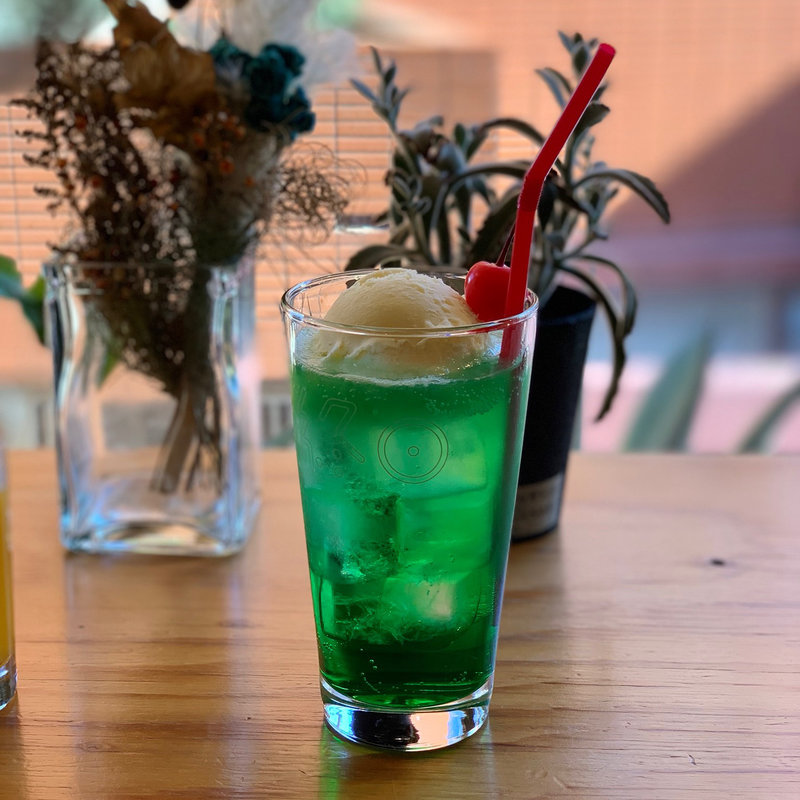 クリームソーダ (終日one)