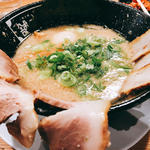 チャーシュー麺(河童ラーメン本舗 千日前店)