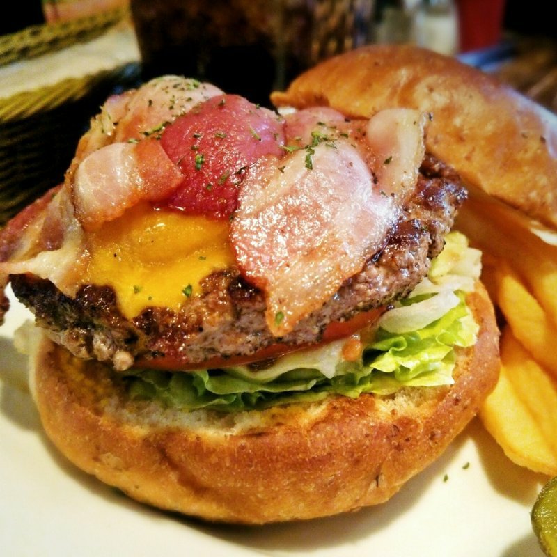 BACON CHEESE BURGER (Regular)(ササ （GRILL BURGER CLUB SASA）)