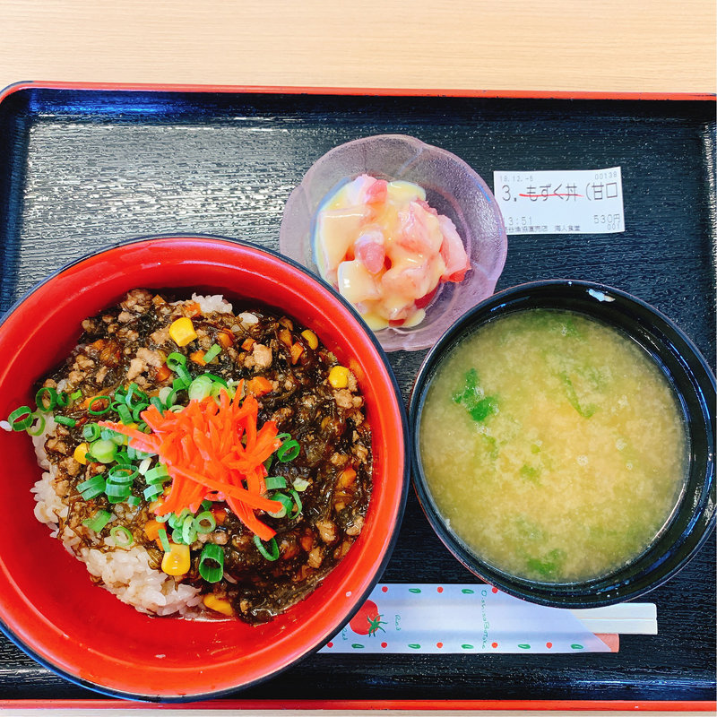 もずく丼(読谷村漁業協同組合 海人食堂 （読谷漁協 海人食堂）)