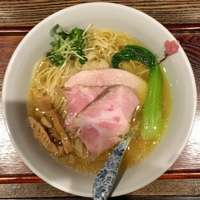 塩(メンドコロ キナリ)