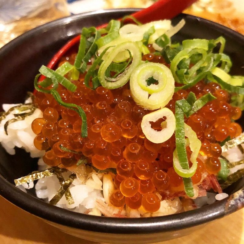 いくら丼(居酒屋ニューシンマチ )