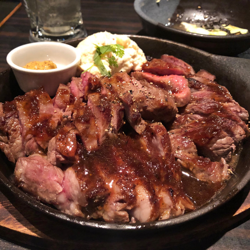 熟成赤身のステーキ(土間土間 新橋西口通り店 )