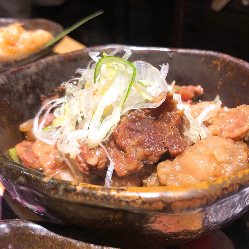 牛すじの煮込み(焼肉ホルモン 龍の巣 新宿三丁目)