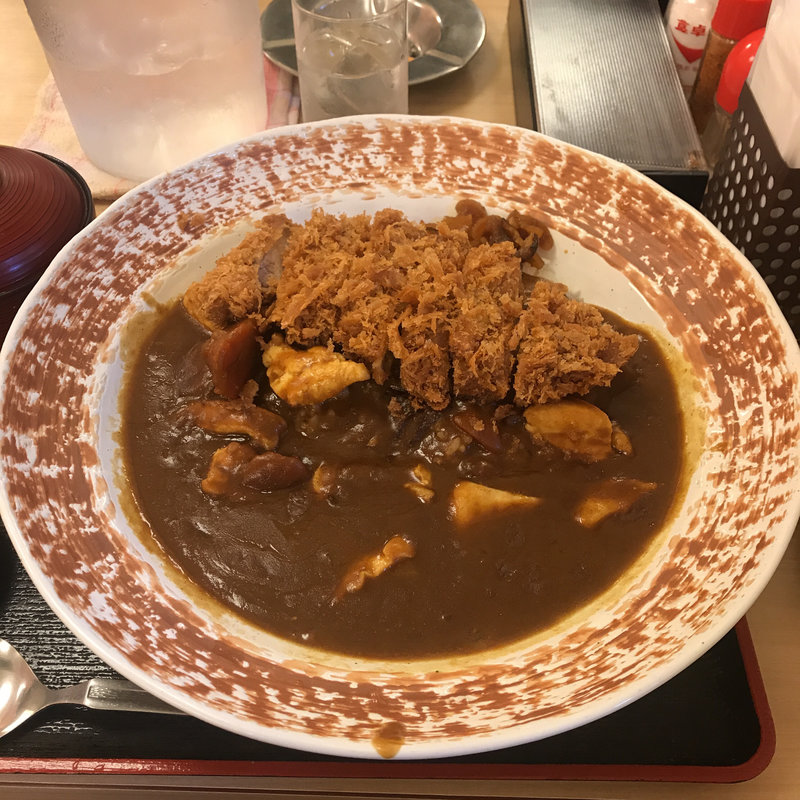 カツカレー(とんかつ麻釉)