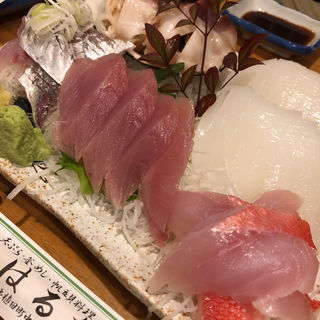 刺身盛り合わせ(はるな )