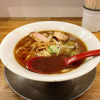 喜多方ラーメン煮干(麺や七彩)