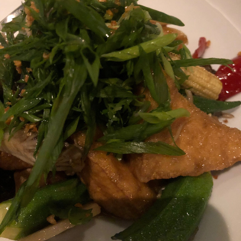 豆腐とキノコのタイ味噌炒め(Longrain)