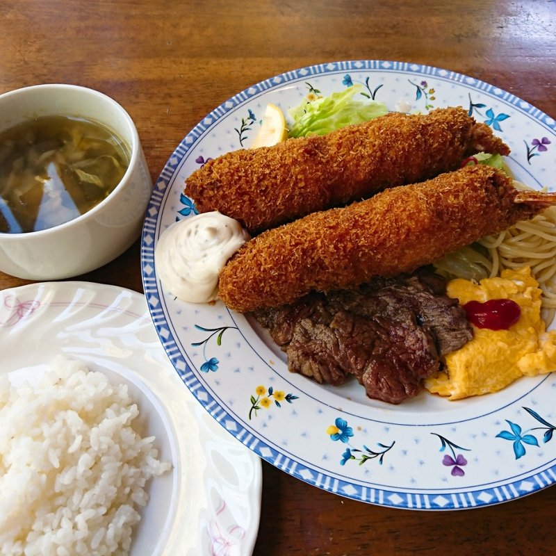 エビフライランチ(ピーナッツ )