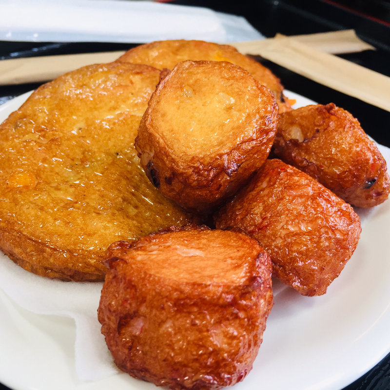 揚げたて蒲鉾(出塚水産 （でづかすいさん）)