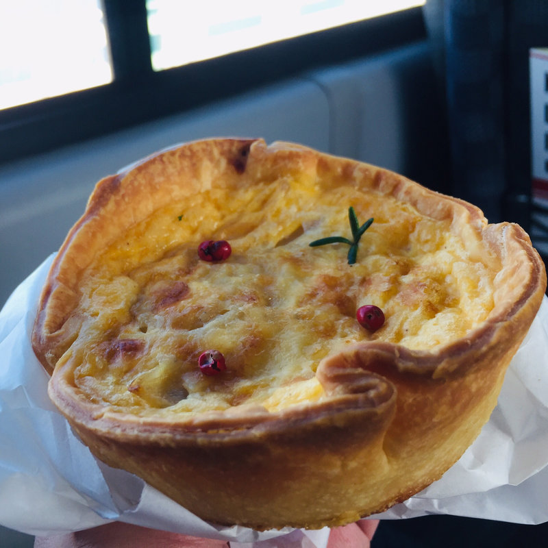 横浜キッシュロレーヌ(ブランジェ浅野屋 ルミネ横浜店)