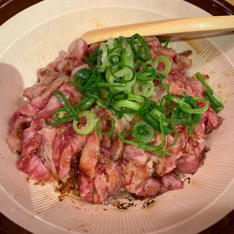 レアな牛チャーシューのひつまぶし(和風創作ダイニング　明匠 （ミョウショウ）)