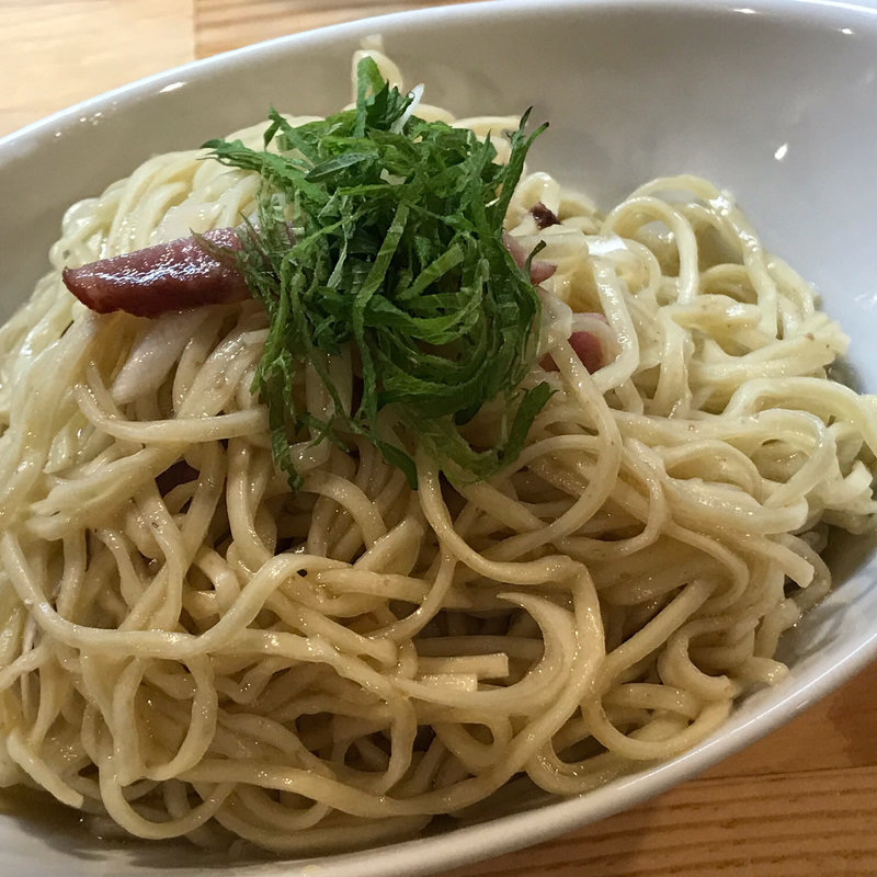 酒盗のまぜそば(自家製麺 くろ松)