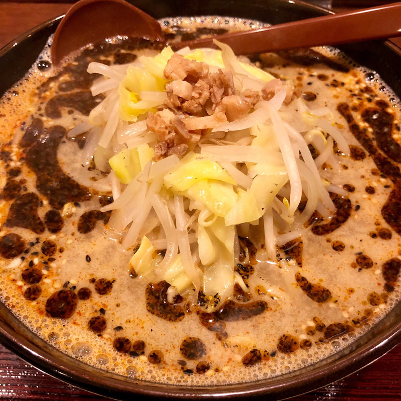 辛い香り胡麻たんめん大盛(まるとく )