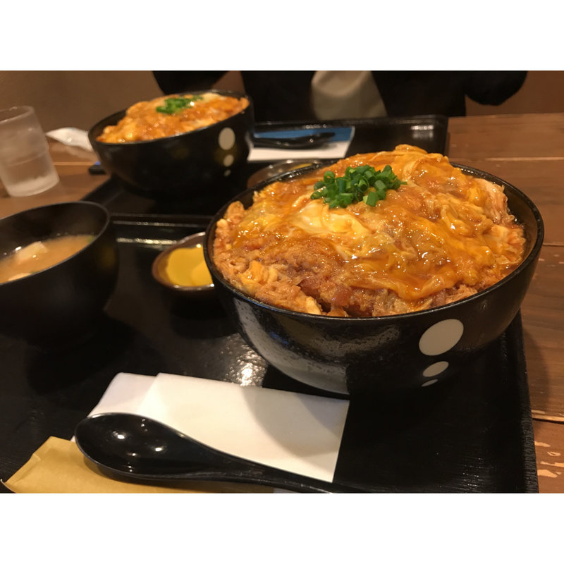 カツ丼(並)(ポミエ )