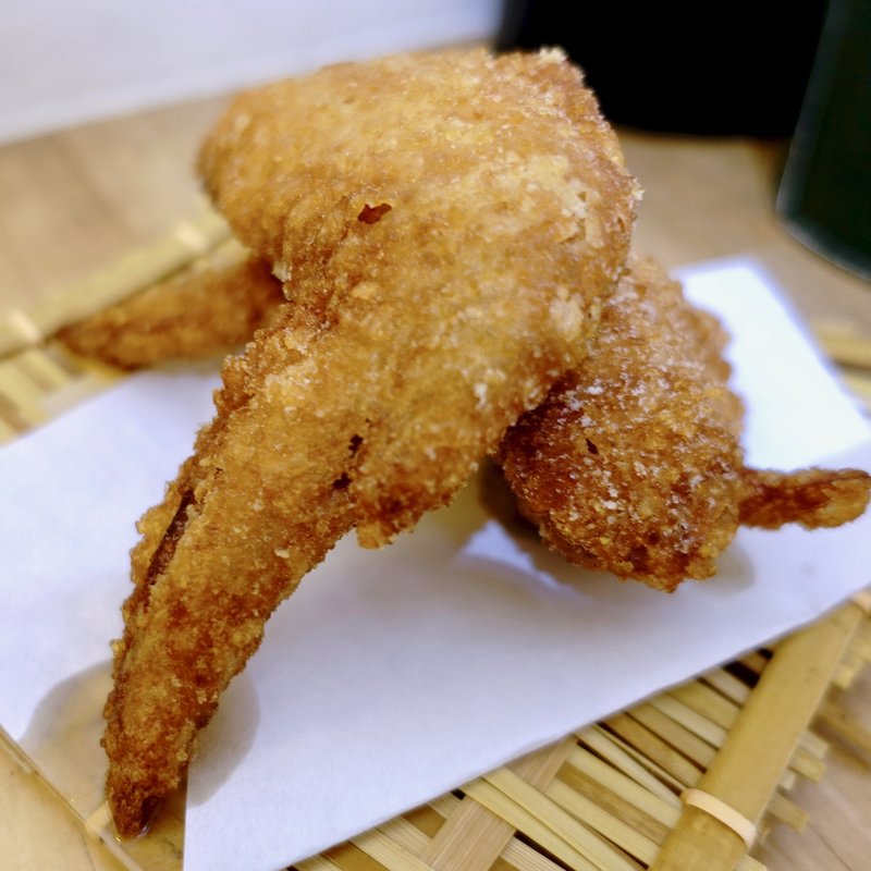 りょうたの手羽先（1本）(立ち飲み処 りょうたの手羽先)