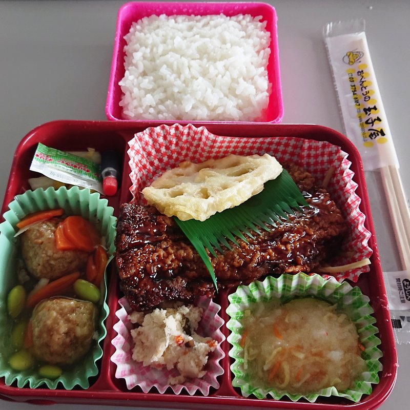 さんまの蒲焼（ライス小）(おべんとうの玉子屋)