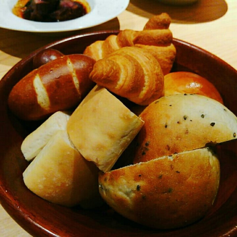 焼きたてパン(KOKORO29)