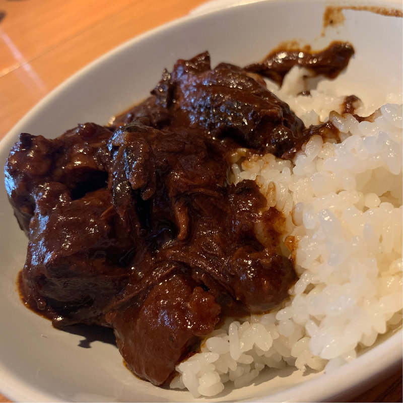ビーフシチュー丼(Gracia)