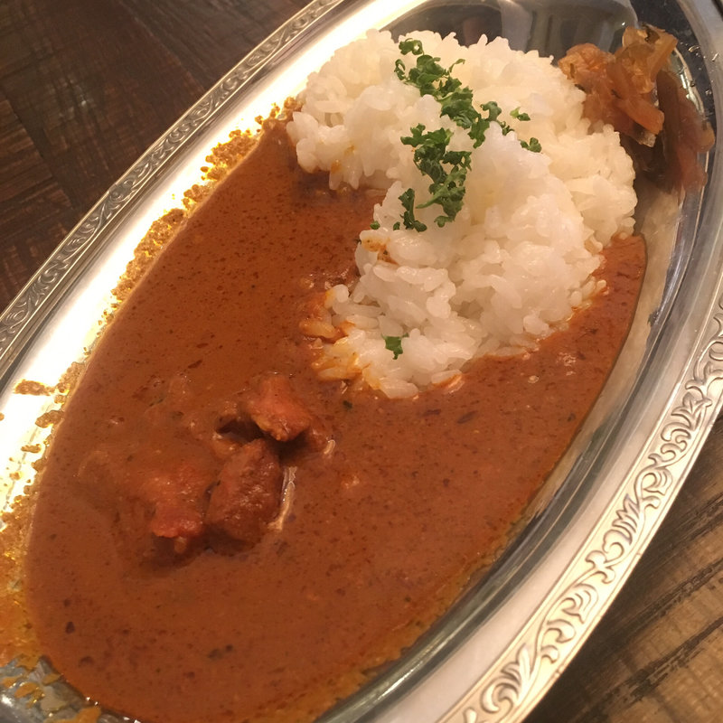 薬膳スパイシーレッドチキンカレー(高田馬場1丁目バル ウルスラ （URSULA）)