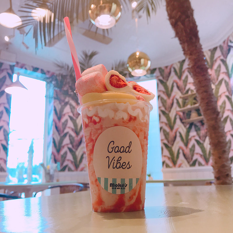 パフェシェイク ピンキーピンクピンク(Moke’s HAWAII 江ノ島店)
