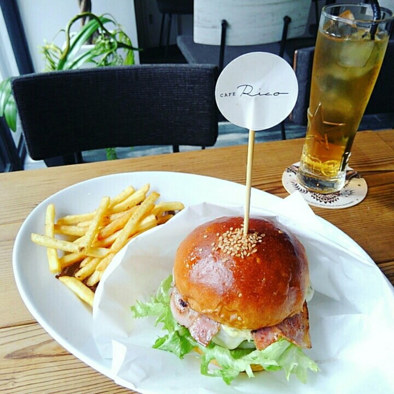 ベーコンチーズバーガー(CAFE Rico (カフェリコ))