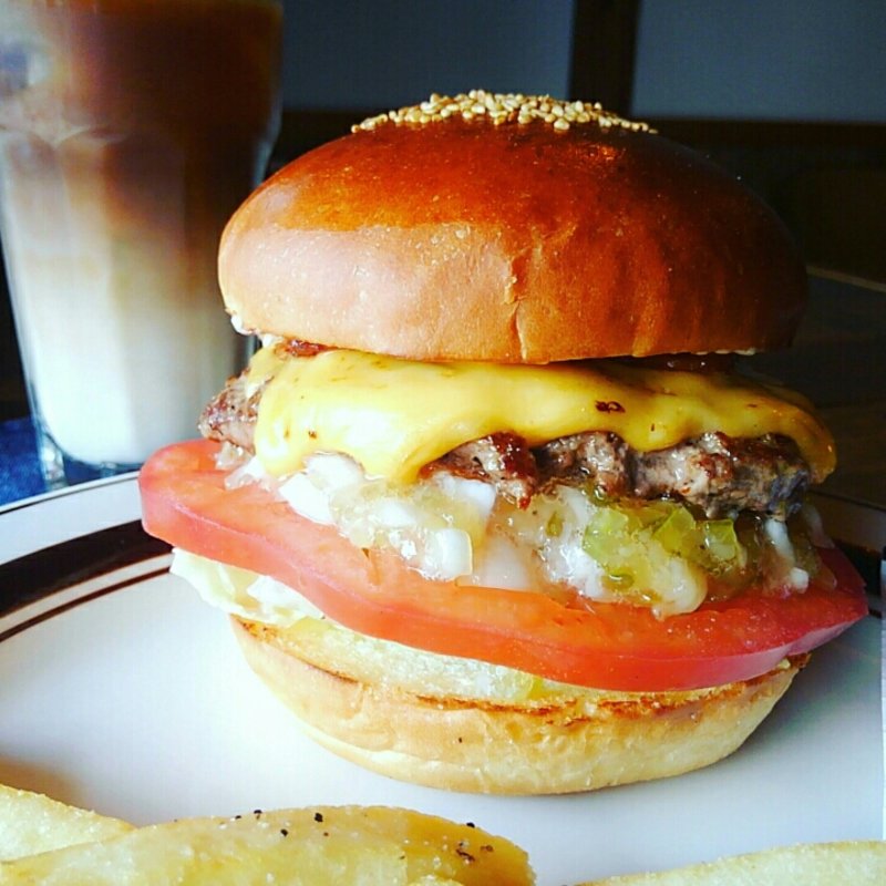 スモークベーコンチーズバーガー(FRANK Ride and Eat)